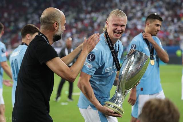 包含英超倒计时，塞维利亚转会期单刀错失，细节引发关注，信心回归，年轻球员得到机会的词条