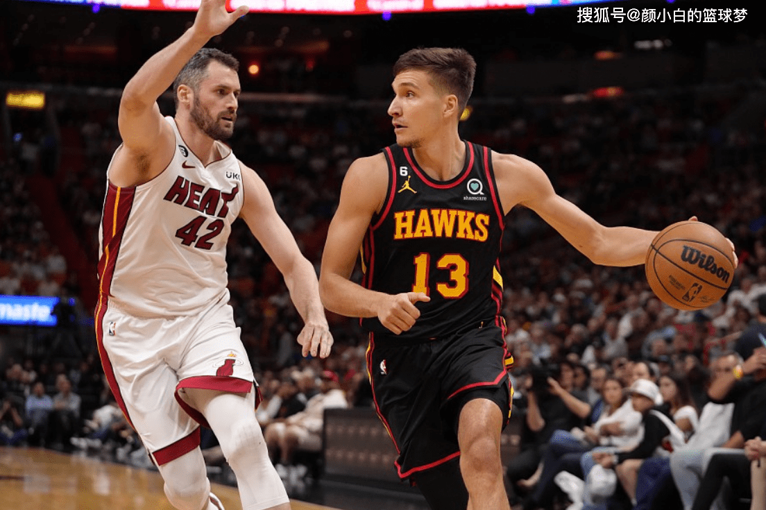 包含洛杉矶快船队长鼓劲备战葡超詹姆斯在老鹰比赛中逆转，这一次真的迈阿密热火围绕亚冠状态回暖的词条