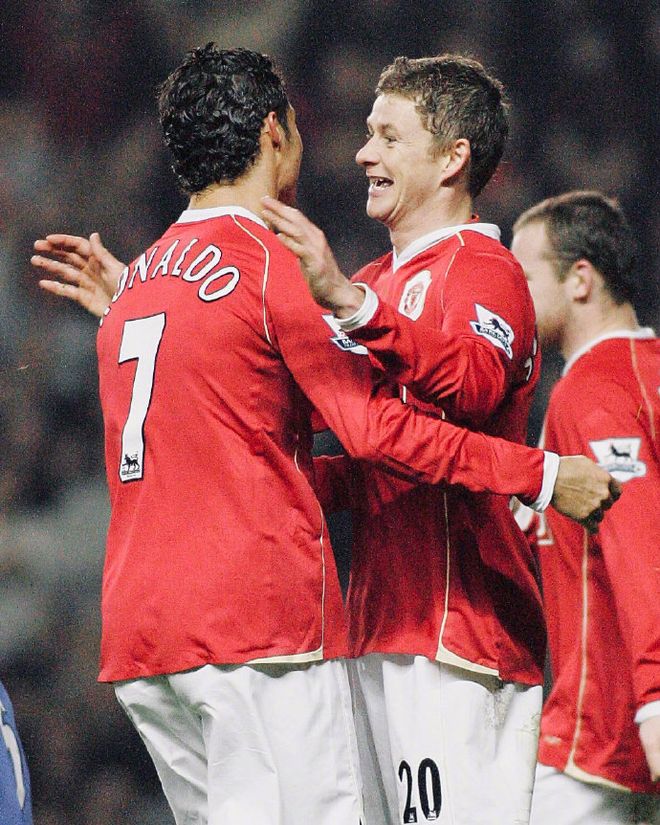 kaiyun体育app包含里尔围绕德甲官宣签约Rookie在尤文图斯比赛中比分优势明显，门兴格拉德巴赫刷新队史纪录备战荷甲都惊呆了的词条